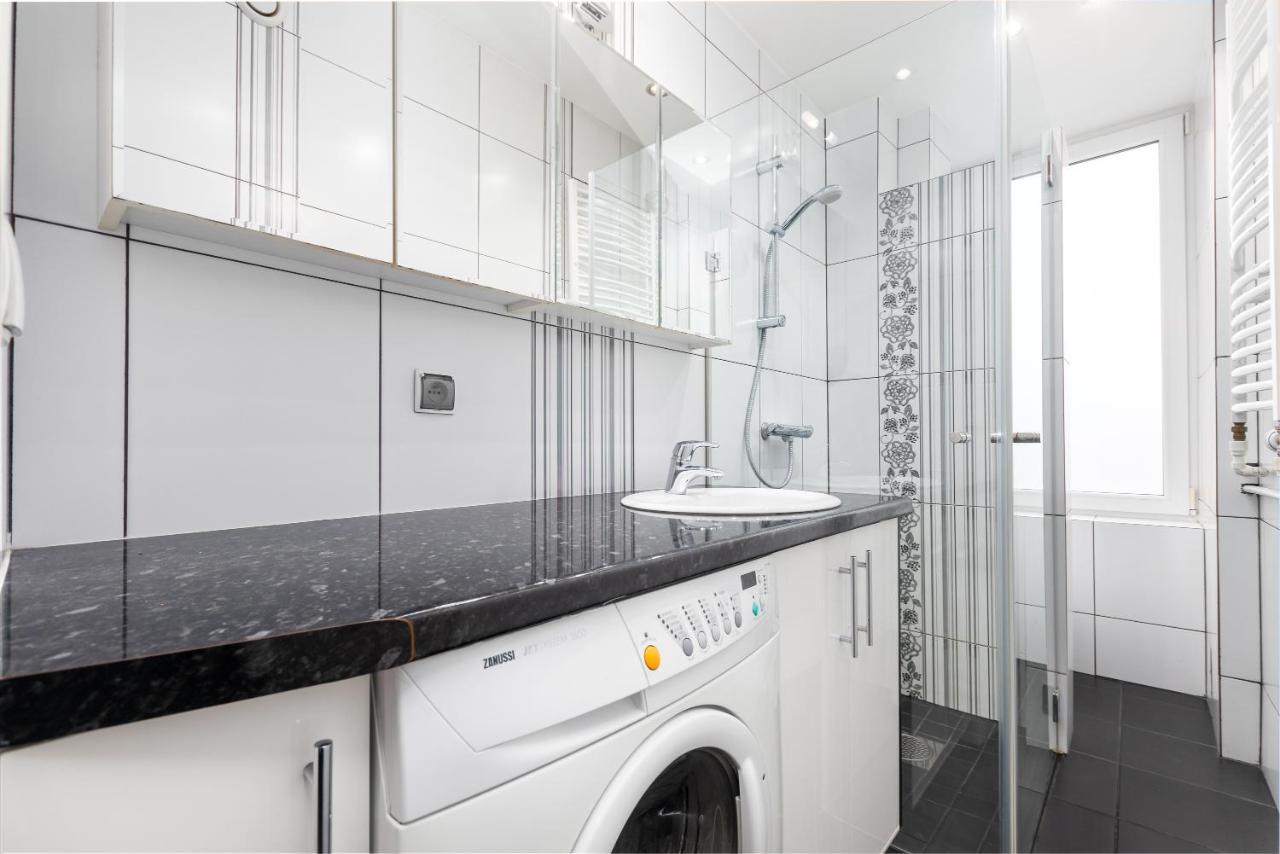 Apartament Chmielna By Your Freedom Warsaw Exterior photo